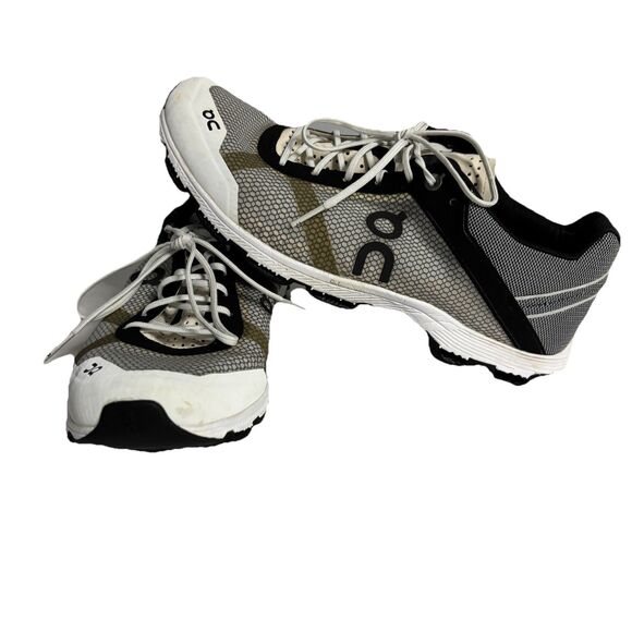 On Cloud OnCloud Women Cloudrush Running Sneaker Shoes Black White Gold Size 9.5 - Picture 1 of 8